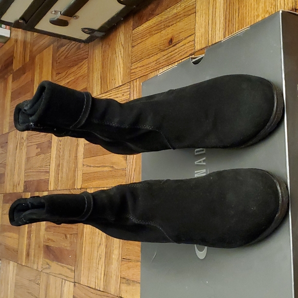 La Canadienne Black Suede Waterproof Boots with - 8M - Picture 3 of 7